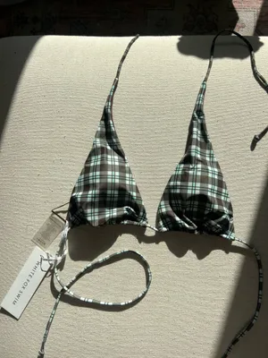 White fox swim bikini top thumbnail 1