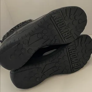 Meghan LA Khombu Black Quilted winter boots size 8m thumbnail 5