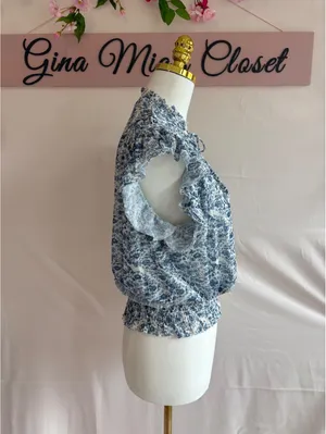Miss Me Women's Small Blue Floral Ruffled Sleeveless Blouse thumbnail 4