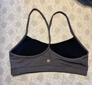 Lululemon Y back sports bra Size 12 Worn like once With original pads thumbnail 2
