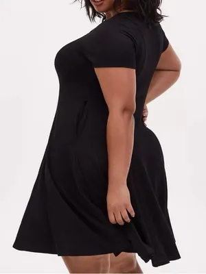 Torrid L 12 Black Sweetheart Rib Knit Fit Flare Dress Pockets NWT thumbnail 4