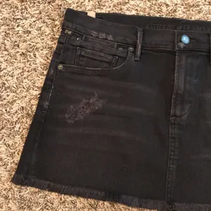 Citizens of Humanity distressed mini skirt thumbnail 8