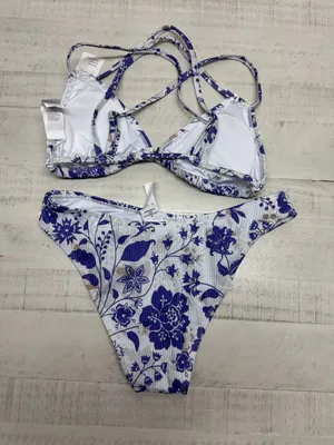 Cupshe Purple Blooms Triangle Bikini Top & Low-Rise Bottoms Set thumbnail 6