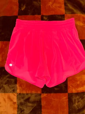 Lululemon Hotty Hot HR Shorts 4" thumbnail 2