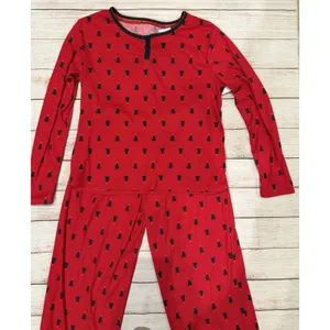 NWT Roudelain red long-sleeve Christmas Theme pajama set - Pants And Top Medium thumbnail 2