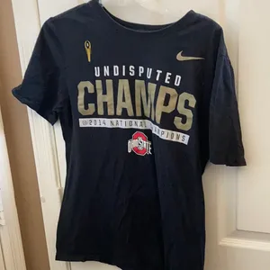 FINAL MARKDOWN NIKE Ohio state unisex tee medium thumbnail 1