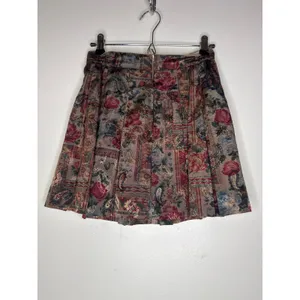 Vintage 90s Darlyn Tapestry Vest & Skirt Suit Set Woven Floral Made in USA Sz 4 thumbnail 6