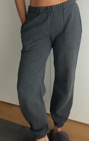 Brandy Melville Sweatpants thumbnail 1