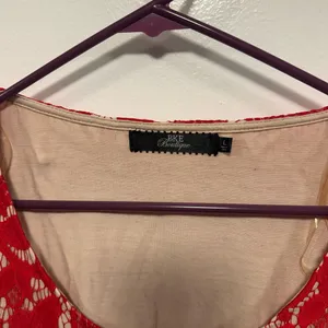 BKE buckle backless Elegant Red Lace Women’s Top Size Large! thumbnail 2