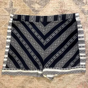 Xhilaration Pull-On Elastic Waist Bohemian Navy & White Shorts thumbnail 1