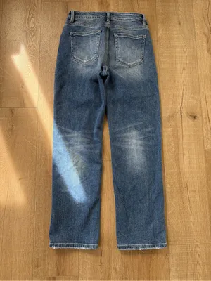Risen Jeans Size 11 Straight Leg Blue Denim Distressed Wash thumbnail 9