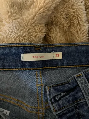 Levi’s Jeans thumbnail 2