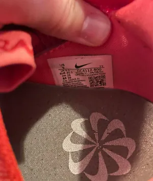 Nike Coral  Vapormax Flyknit thumbnail 5