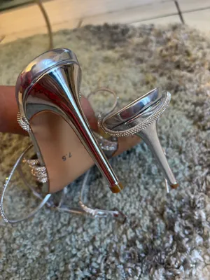 Stunning silver heels size 7.5 🩷 thumbnail 7