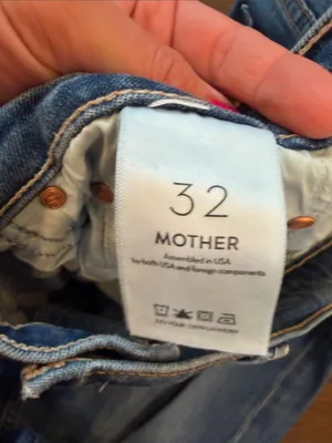 MOTHER The Tomcat Ankle Fray Distressed Jeans Size 32 Globe Trotter - C73-019 thumbnail 5