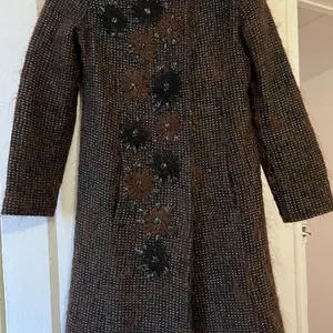 Designer Wool coat size XS ❤️Great Price❤️ thumbnail 2