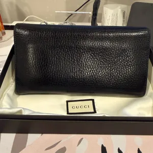 ✨SALE✨ Gucci Black Leather GG Wallet thumbnail 2
