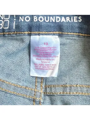 No Boundaries Denim Blue Women's Super Curvy Mom Shorts thumbnail 5