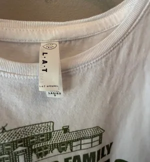 Women's National Lampoon's Christmas Vacation T-Shirt Small thumbnail 8