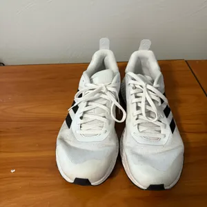 Adidas Everyset Trainer Running Workout Athletic Tennis Shoe White Black Wmn 8.5 thumbnail 4
