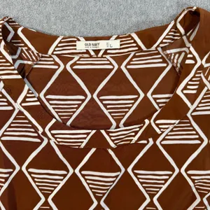 Old Navy Women's Large Brown White Geometric Pattern Short Sleeve Blouse Top thumbnail 4