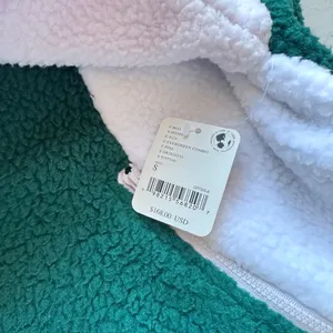 NWT Free People Hit The Slopes Hoodie in Evergreen Combo thumbnail 8