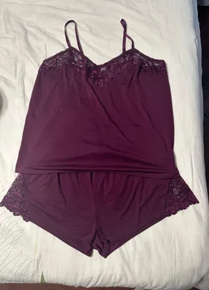 Flora women’s sleep set thumbnail 1