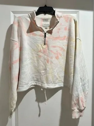 American Eagle Tie-Dye Cropped Sweatshirt thumbnail 1