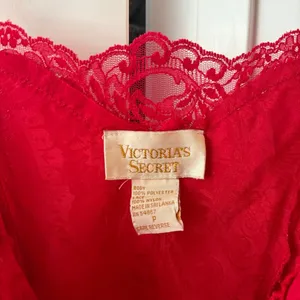 Vintage Victoria’s‎ Secret Red Teddy Lace Nighty Dress Slip Gold Label thumbnail 2