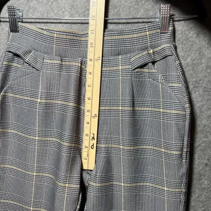 Indero Grey Glen Plaid High Waisted Pull On Trousers Dress Pants S M Tapered thumbnail 5