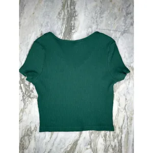 Green Ribbed Short Sleeve V Neck Crop T-Shirt Top Size Small thumbnail 3