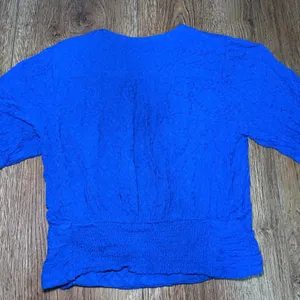 Maeve Anthropologie Blue Textured Asymmetric Button Smocked Crop Blouse Top Sz 2 thumbnail 9