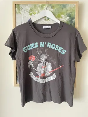 Daydreamer Guns N Roses Welcome To The Jungle Graphic Band Tee Size Small thumbnail 3