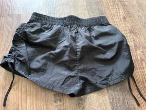 Divided H&M Shorts Black thumbnail 4