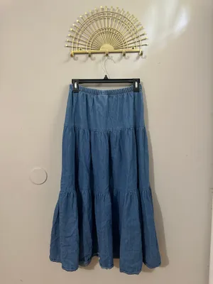 Vintage Tiered Denim Maxi Skirt thumbnail 2