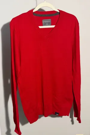 Aeropostale Men's Red V-Neck Long Sleeve Sweater thumbnail 1