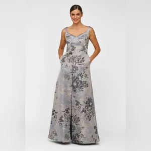 NWT Kay Unger Amelia Gown in Dark Midnight Metallic Jacquard Floral Size 8 thumbnail 3
