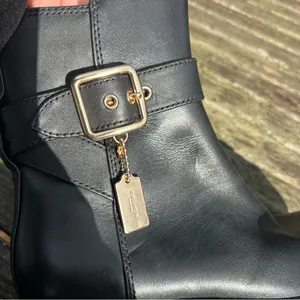 Coach Lacey Leather Lug-Sole Ankle Boots size 5.5‎ thumbnail 8