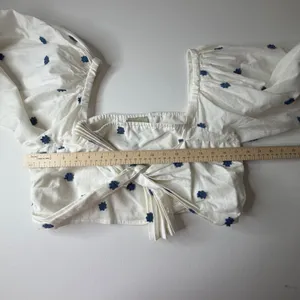 Farm Rio Blue Flowers‎ Crop Top Large White Floral Embroidered Tie Front Beachy thumbnail 15