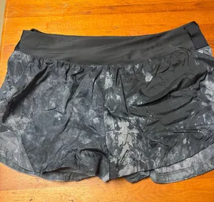 Nike Trail Repel Women's Black Marble-Print Running Shorts xl thumbnail 1