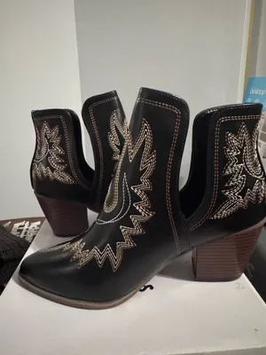J. Adams Cowgirl / Cowboy Booties thumbnail 4