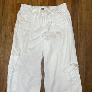 BDG Urban Outfitters White Y2K Cargo Pants Wide Leg Utility Trousers Size‎ 25 thumbnail 1