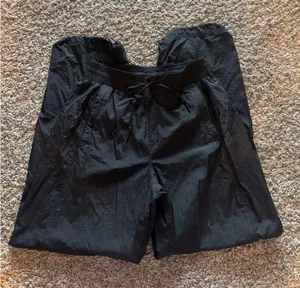 Lululemon Pants thumbnail 1
