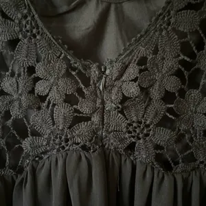 Black Lace Maxi Dress Size M thumbnail 5