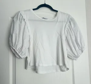 ZARA top with eyelet sleeves thumbnail 1