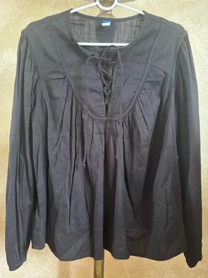Old Navy Tie-Front Boho Swing Blouse in Black - Size: medium NWT thumbnail 2