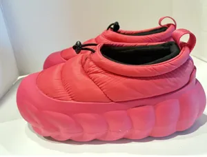 Crocs Overpuff Shorty W9 M7 Platform Shoes Pink Slip On thumbnail 1
