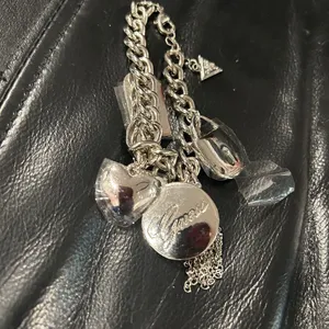 Guess Silver-Tone Charm Bracelet with Heart, Key & Medallion thumbnail 9