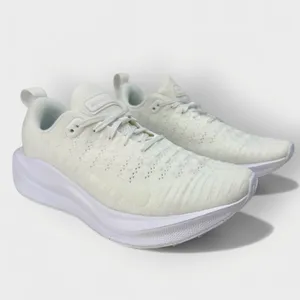 Nike React Infinity Run Flyknit 4 Wide Women’s 7 White FN0880-101 Running Shoe thumbnail 12