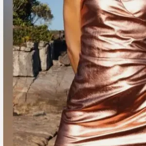 Zara Nwt Mettalic Gold Jumpsuit Medium Bloggers Fave thumbnail 2